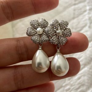 Anthropologie Pearl Floral Drop Earrings brand new without tags